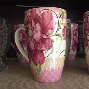 Brand new tea coffee mugs new without original box